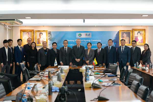 Visit of the Delegation led by the Chairman of the Myanmar Institute of Strategic and International Studies to Laos and Thailand (28-11-2025, Vientiane)